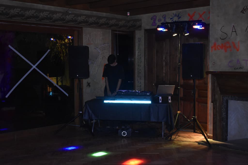 Público disfrutando del evento